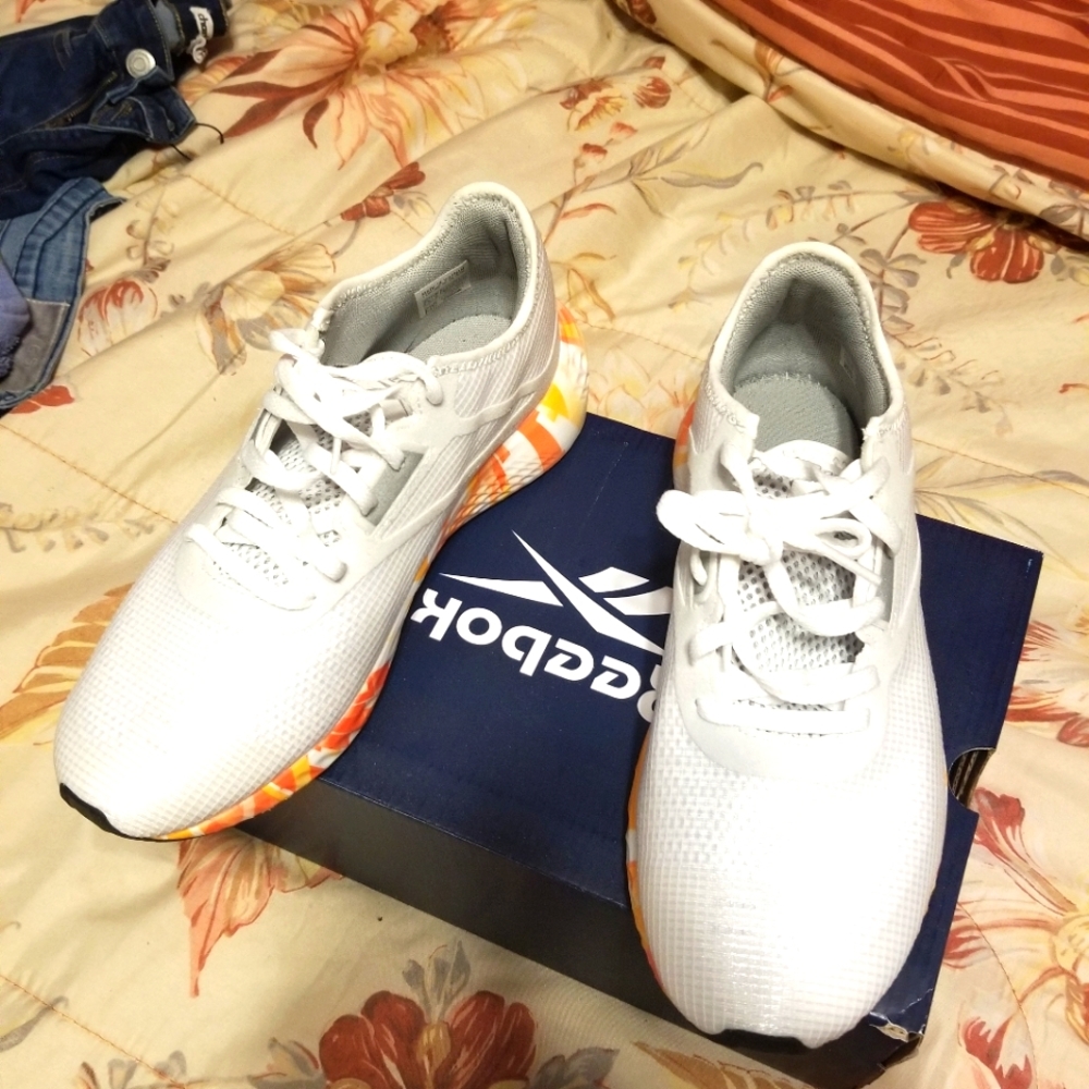 Womens reebok workouts